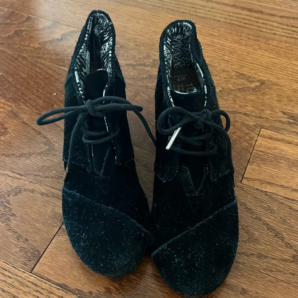 Toms Wedges